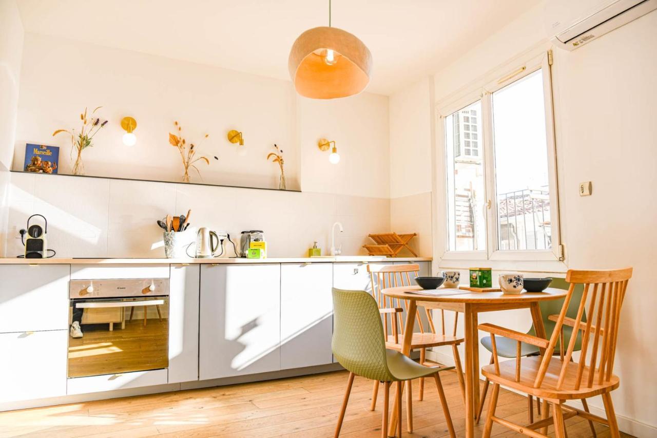 Ferienwohnung Terrasse Ensoleillee Au Coeur Du Cours Julien Marseilles Exterior foto